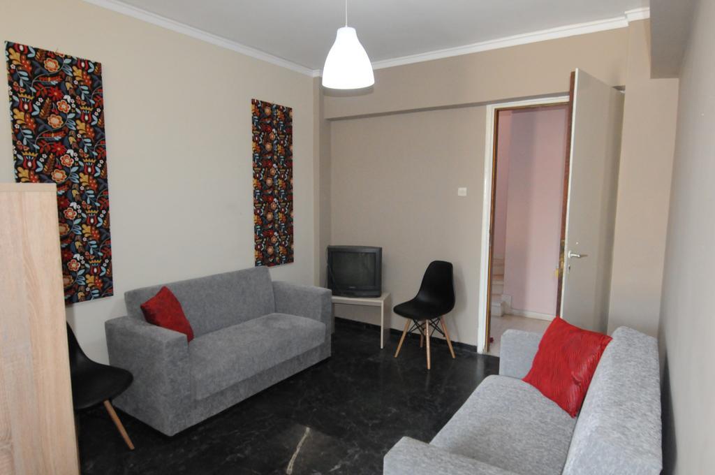 Kinetta Apartments Agioi Apostoloi  外观 照片