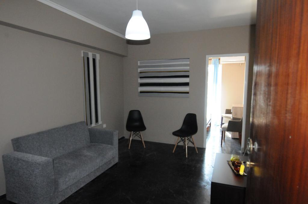 Kinetta Apartments Agioi Apostoloi  外观 照片