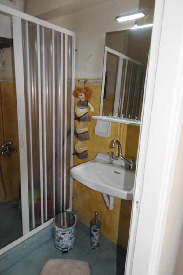 Kinetta Apartments Agioi Apostoloi  外观 照片