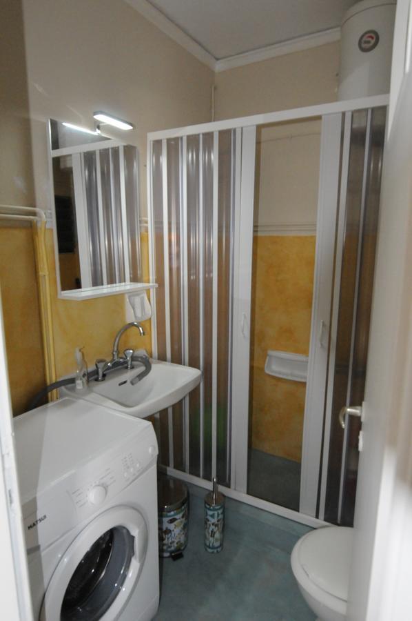 Kinetta Apartments Agioi Apostoloi  外观 照片